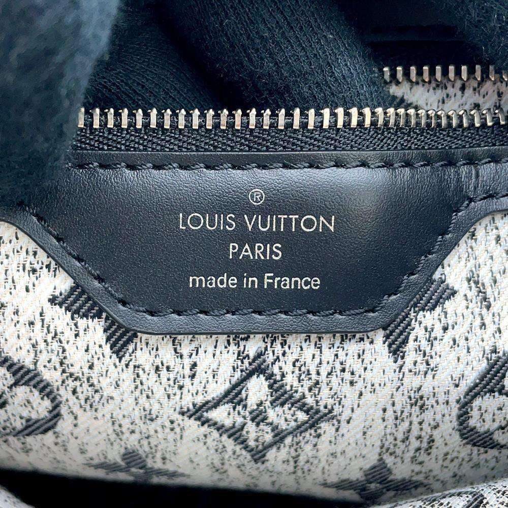 Louis Vuitton Monogram Jacquard Denim Speedy Bandouliere Handbag - Picture 2 of 12